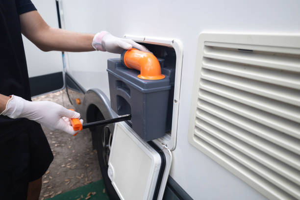 Portable Toilet Options We Offer in Miamitown, OH
